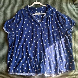 Ava and Viv (target) navy with white floral button down top 
4x
Used